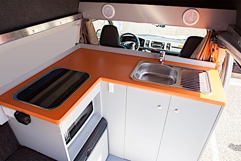 Travellers Autobarn HiTop image 2